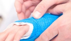 injured-hand-cropped-250x145